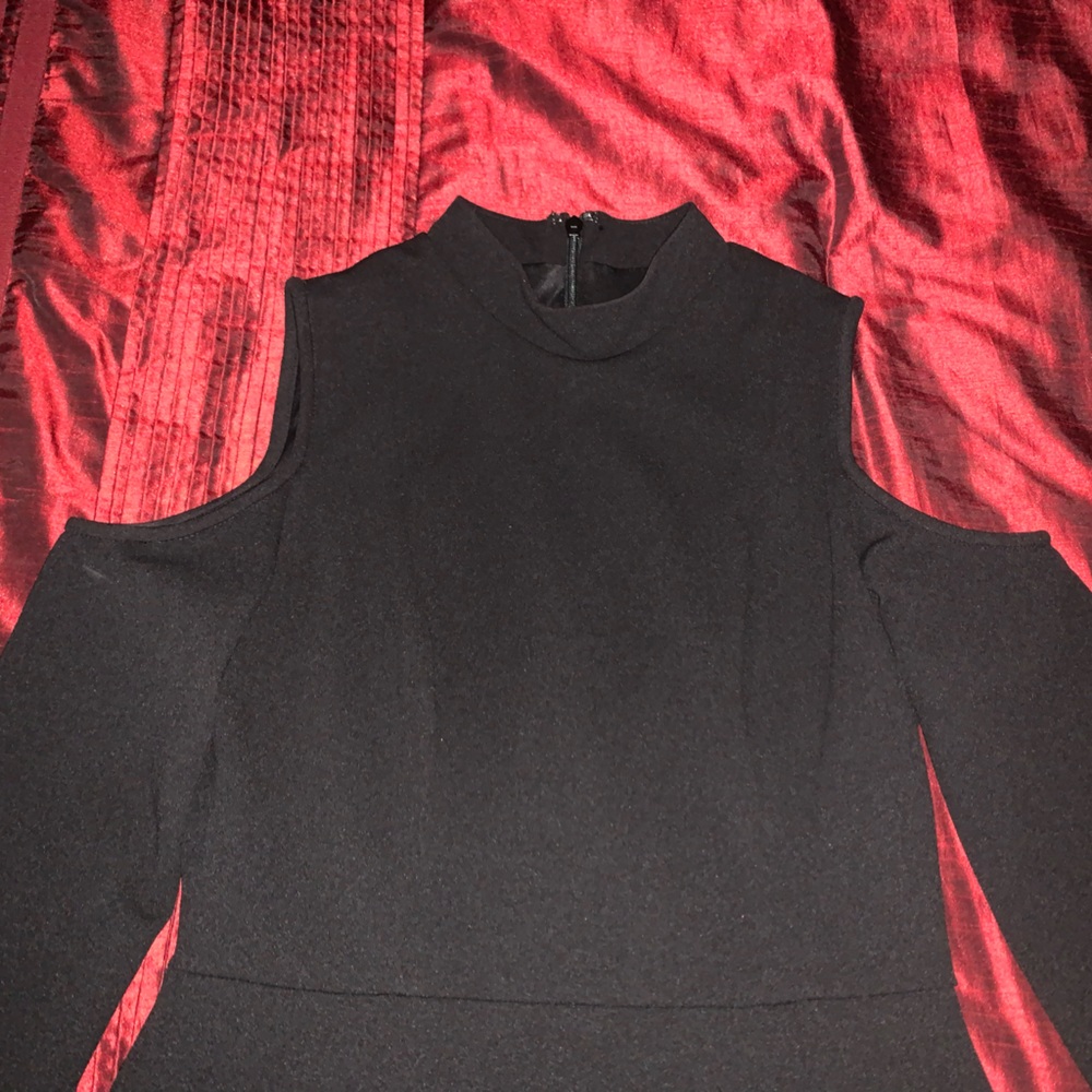 Beautiful cold shoulder black dress